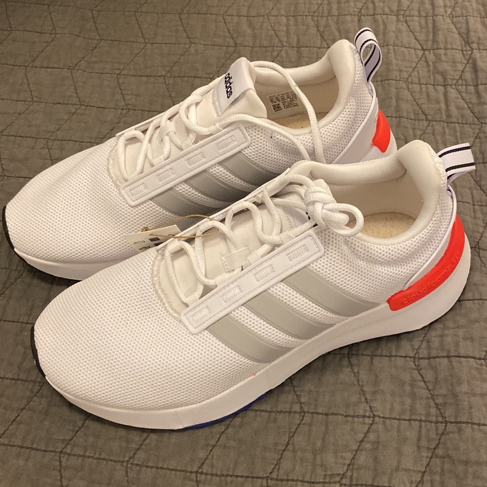 NWT Men’s Adidas Racer TR21 Sneakers